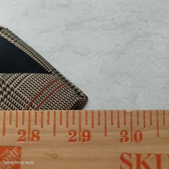 Vintage Brooks Brothers Makers Tan Khaki Silk Cotton Blend Tie  Houndstooth - Picture 4 of 8